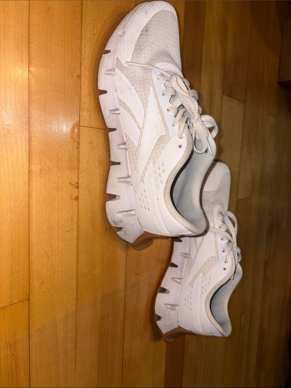 White Reebok zig sneakers - Picture 6 of 7